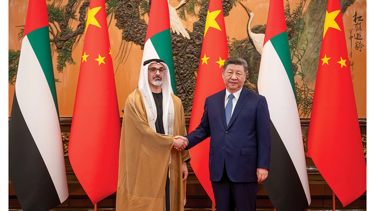 الرئيس الصيني وولي عهد أبوظبي يبحثان آليات تعزيز الشراكة الاستراتيجية بين البلدين